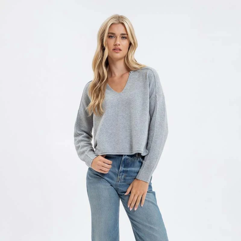 Lightweight V-Neck Sweater - Image 13