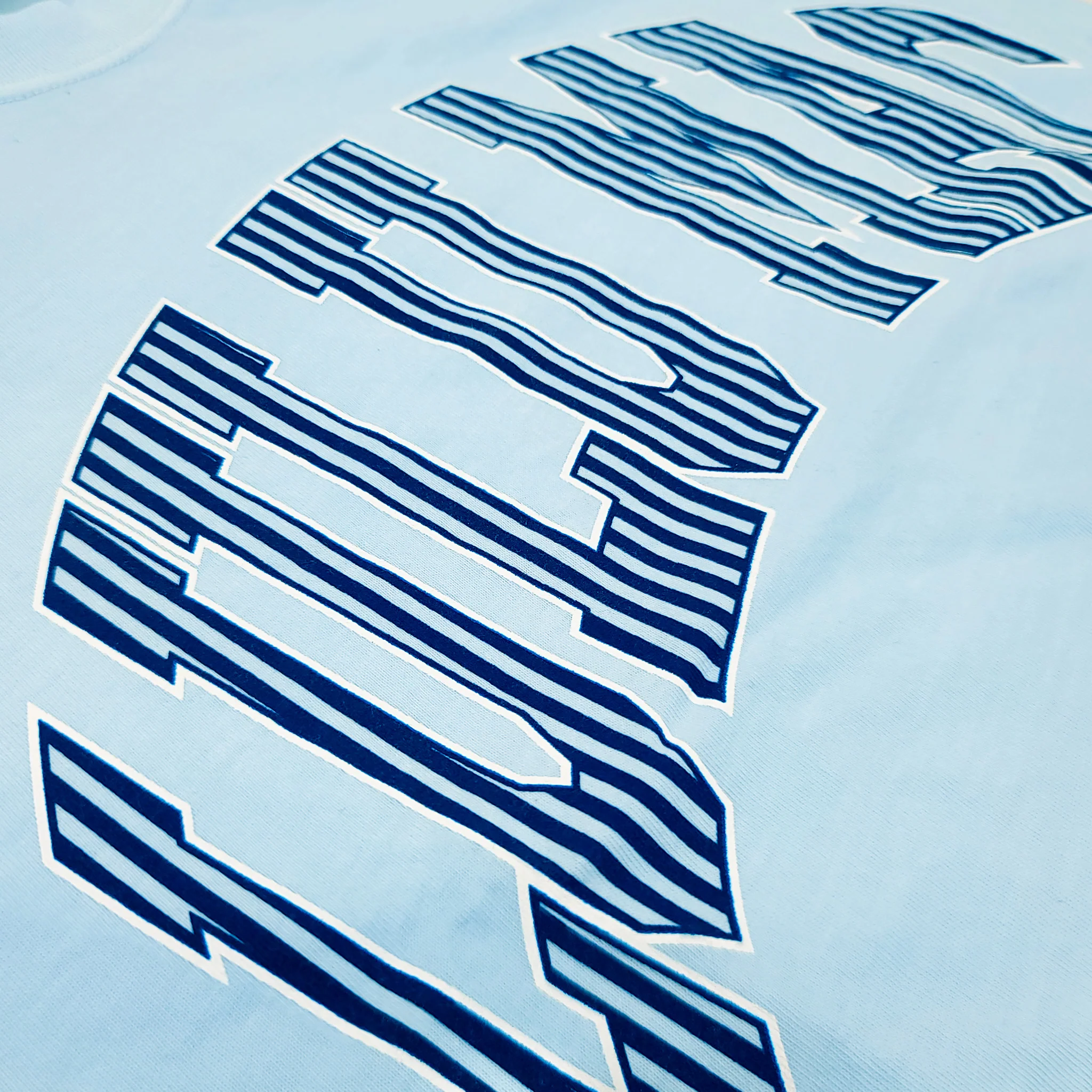 Lulu Mac Stripe Fill Short Sleeve T-Shirt in Chambray - Image 2