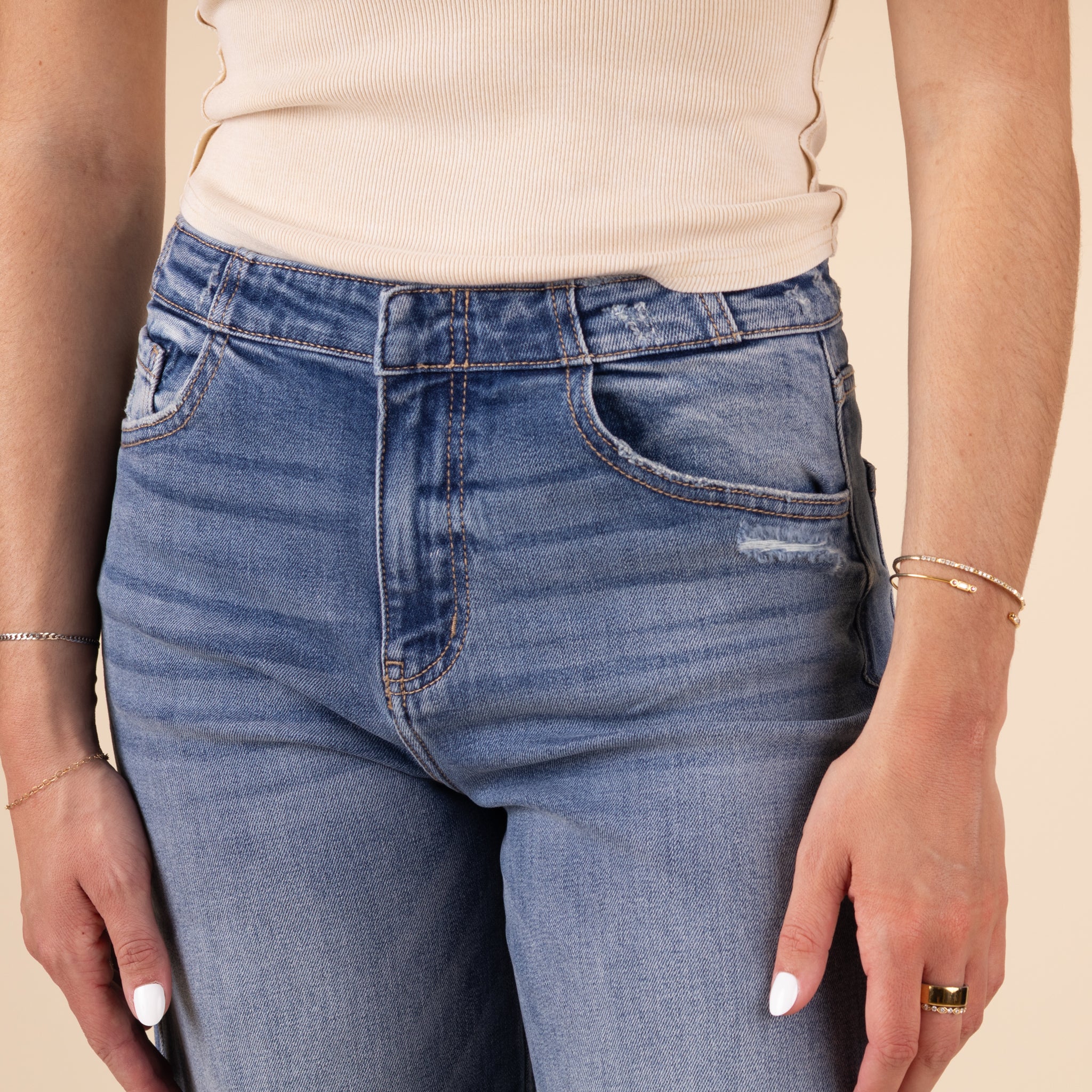 The Shelly Wide Crop Jeans - Image 3