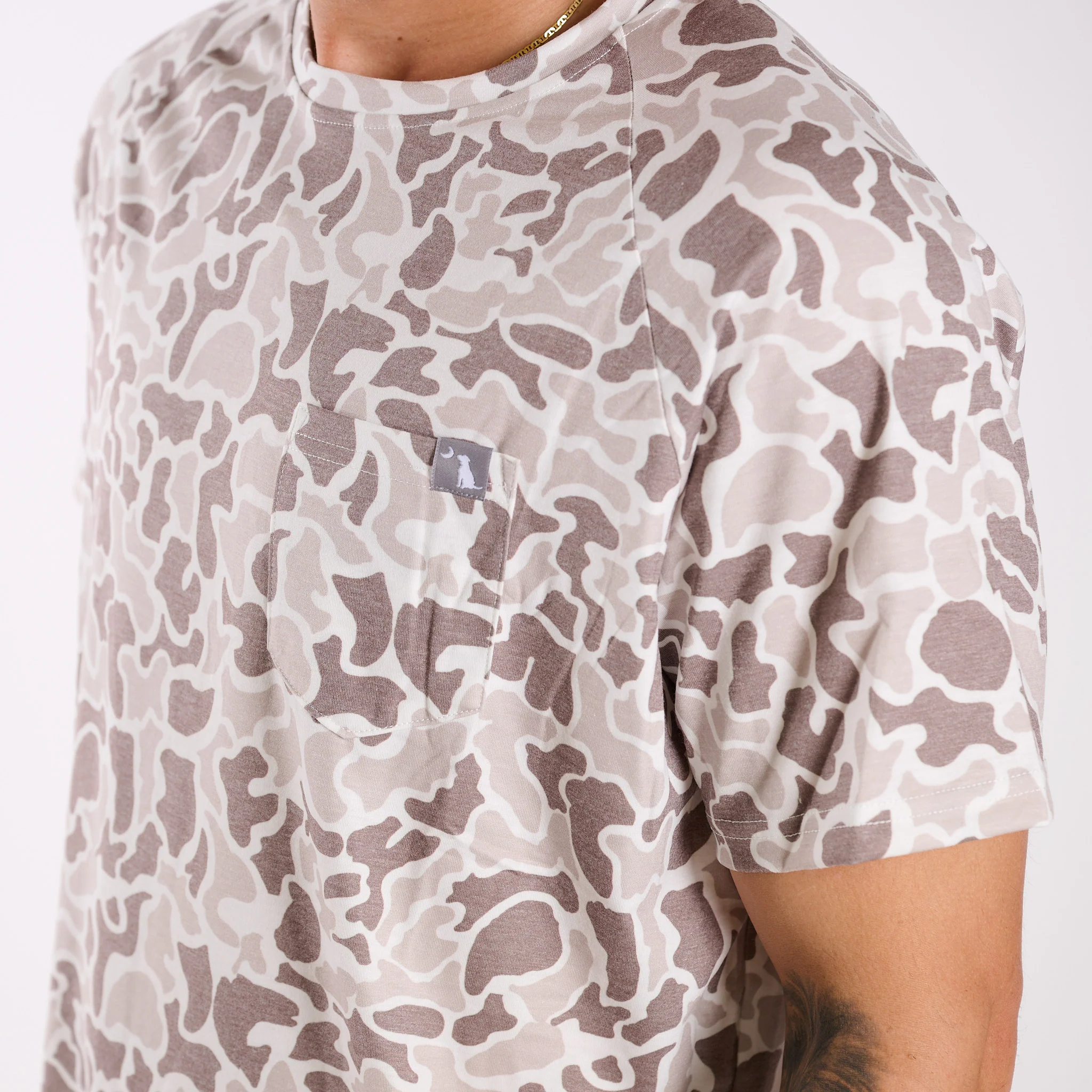 Heather Blend Crewneck Short Sleeve T-Shirt in Palmettoflage - Image 2