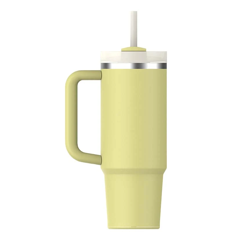 The 30oz Quencher H2.0 Flowstate™ Tumbler in Pomelo - Image 2