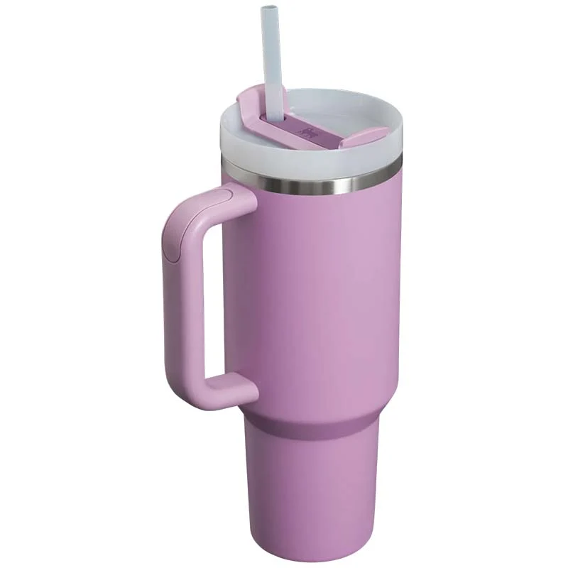 The 40oz Quencher H2.0 Flowstate™ Tumbler in Lilac - Image 2