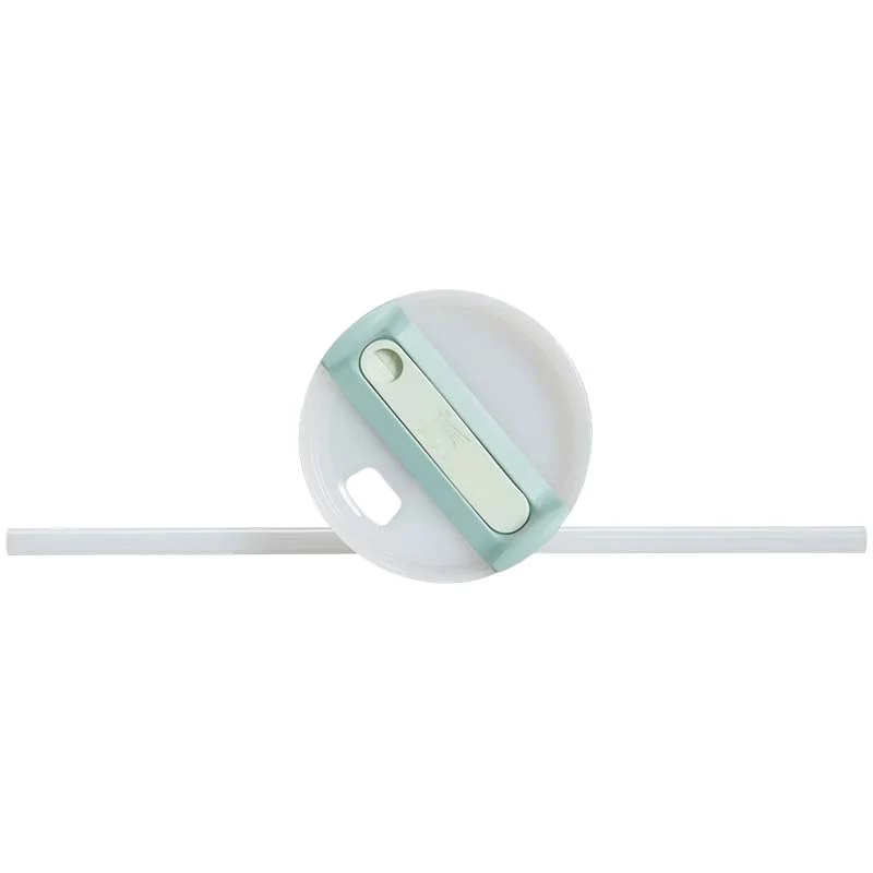 The 40oz Quencher H2.0 Flowstate™ Tumbler in Seafoam - Image 2