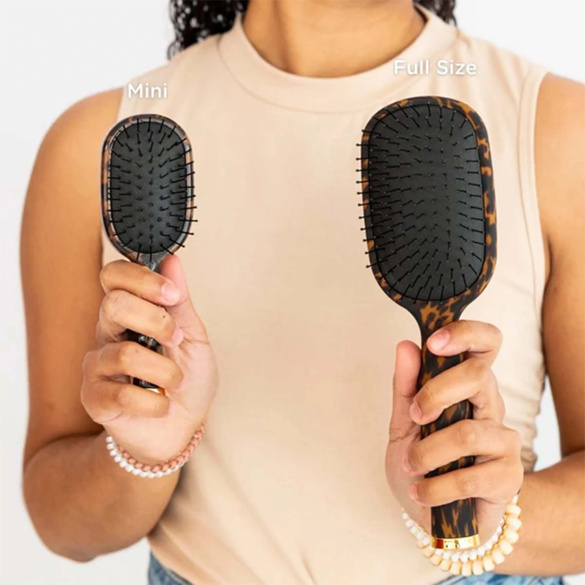Mini Detangler Hair Brush in Tortoise Shell - Image 9