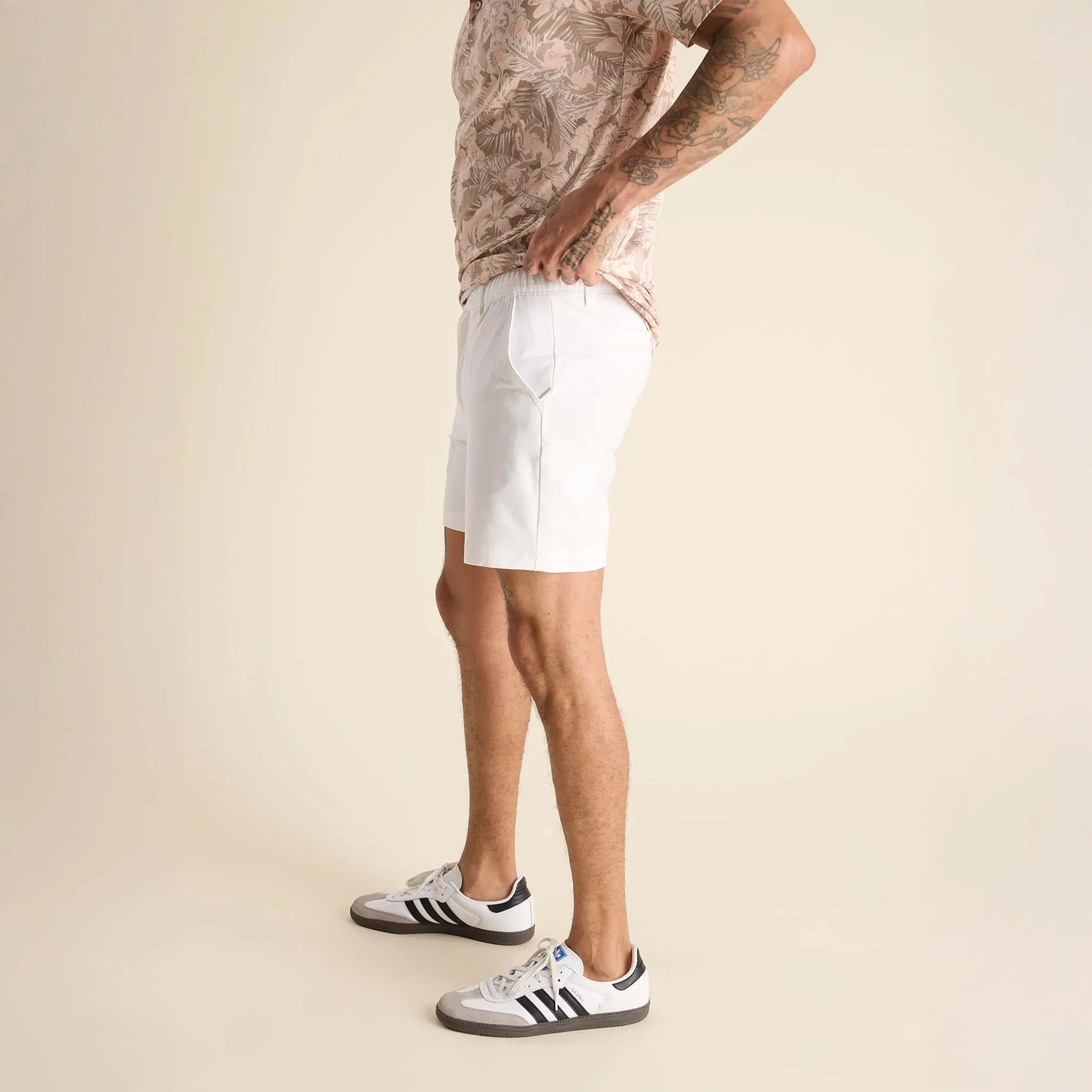 The Vannas 5.5 inch Original Stretch Shorts - Image 2