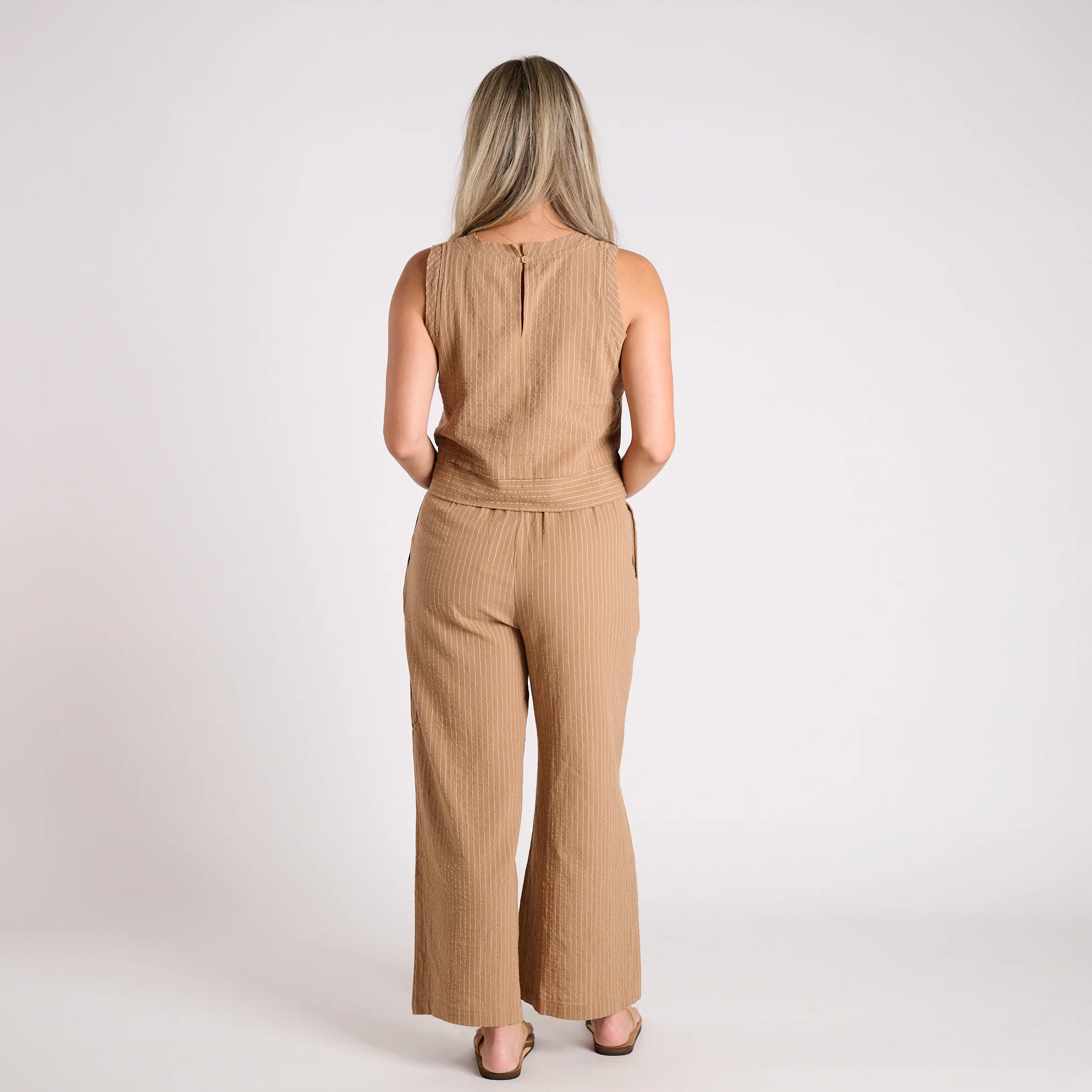 Sleeveless Striped Woven Set - Image 9