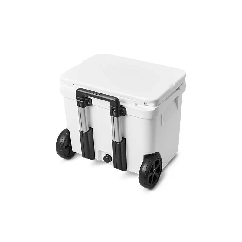 Roadie 60 White Wheeled Cooler - Image 6